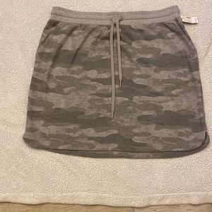 NWT Women’s 0X Maurices Skirt